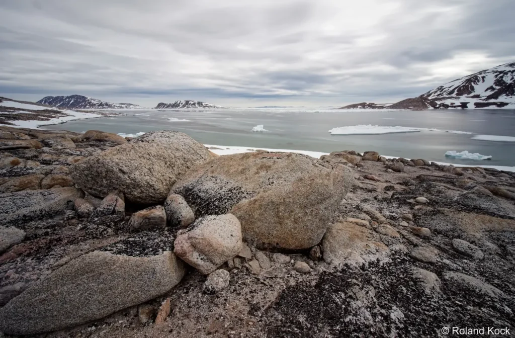 Graffiti Beach auf Spitzbergen in der Arktis Foto: Roland Kock